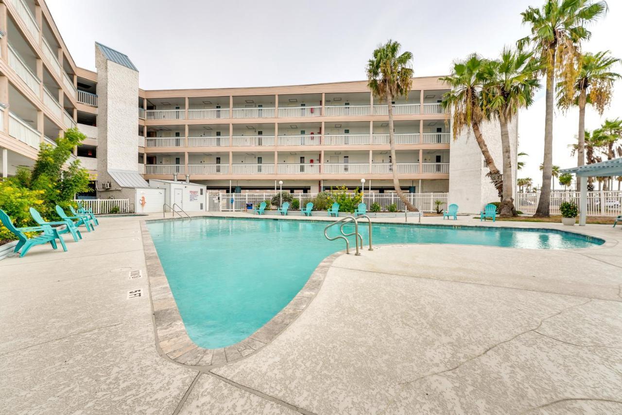 Beachfront Corpus Christi Condo With Pool Access! Exterior photo