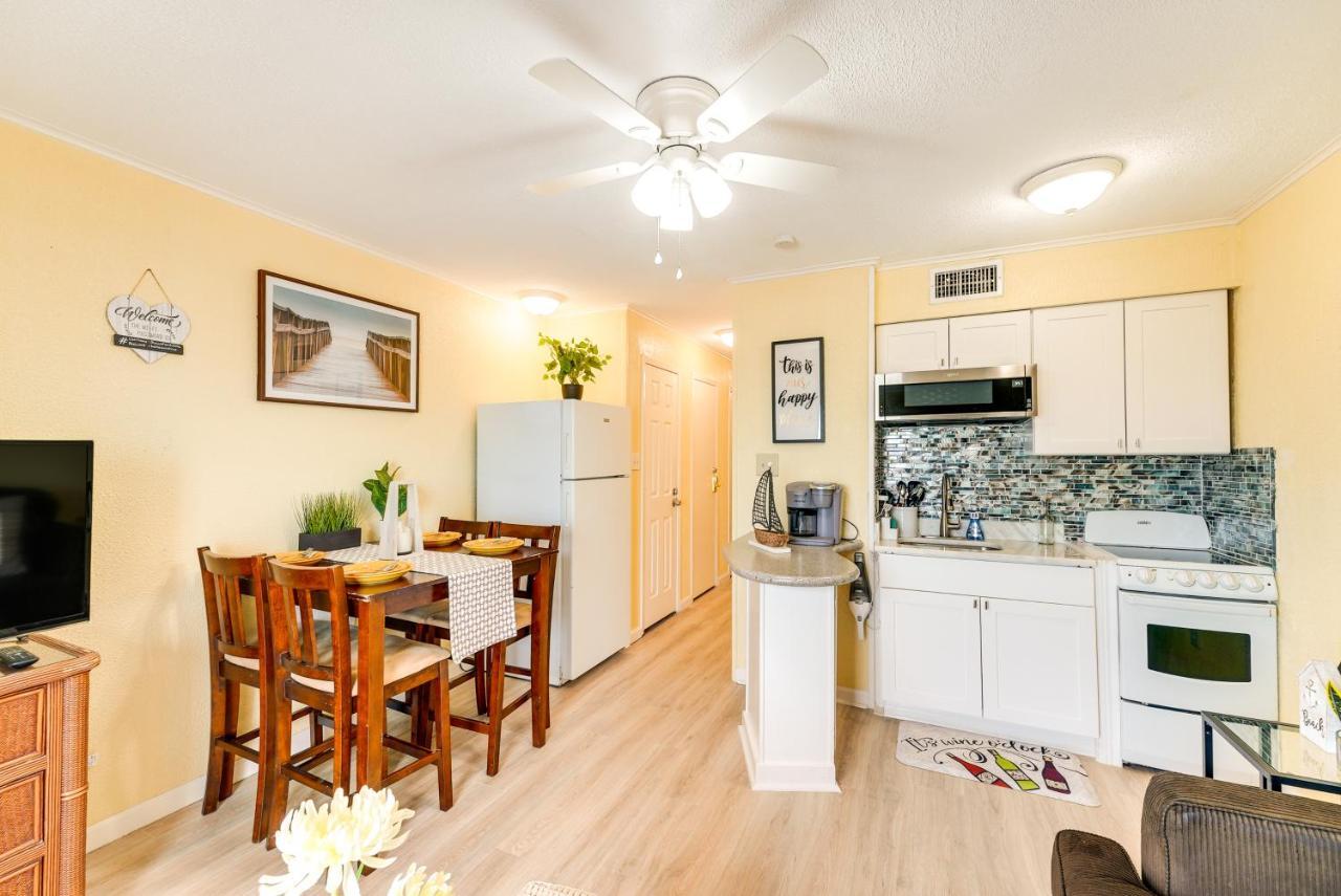 Beachfront Corpus Christi Condo With Pool Access! Exterior photo